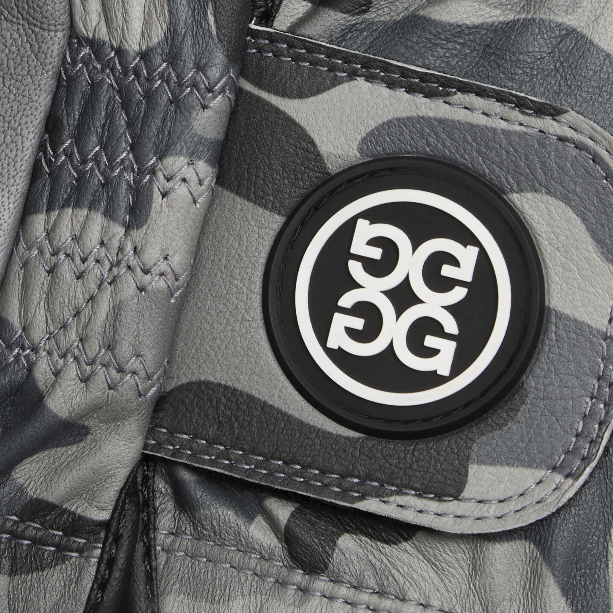 MEN'S SIGNATURE CAMO GOLF GLOVE | MEN'S ACCESSORIES | G/FORE