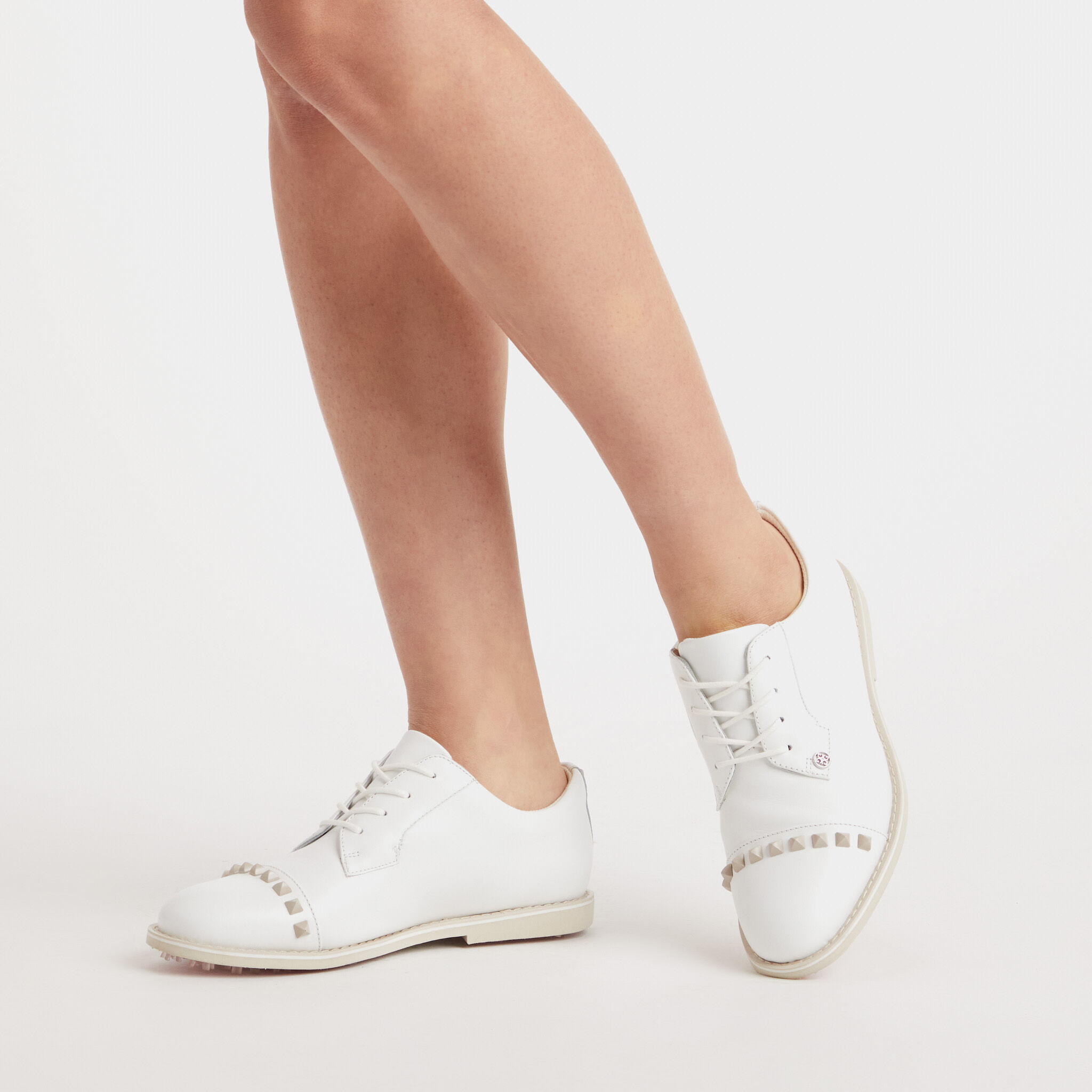 WOMEN'S GALLIVANTER LEATHER STUD CAP TOE GOLF SHOE | WOMEN'S GOLF