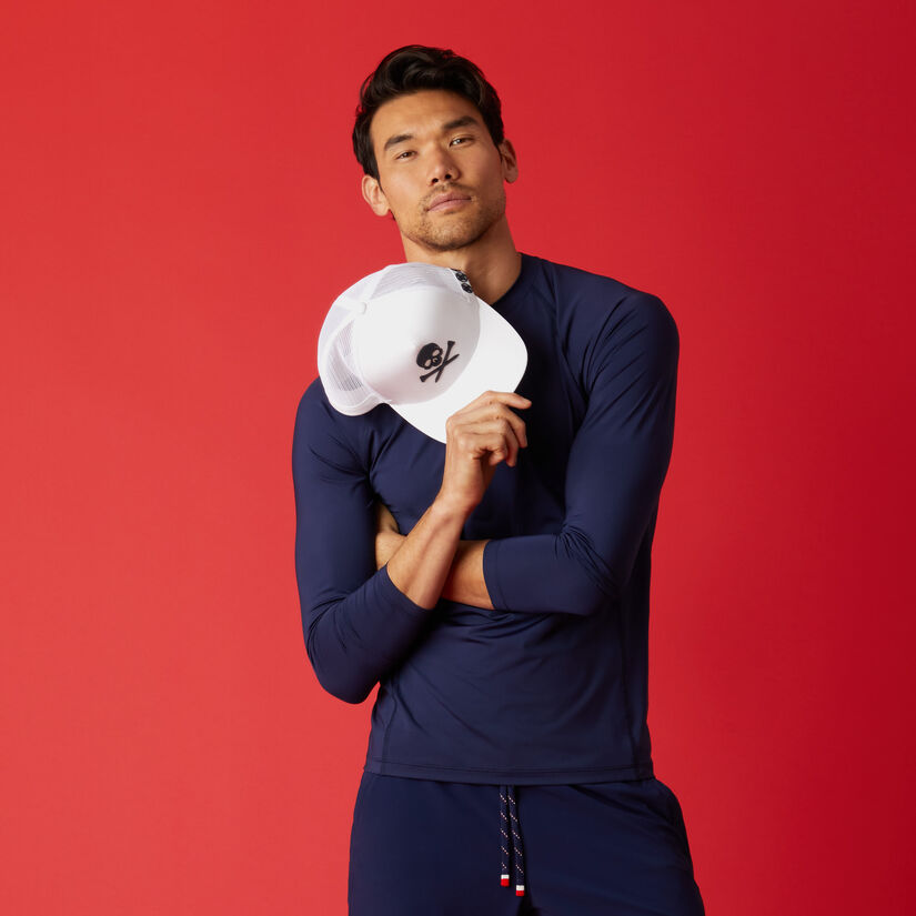 TECH NYLON LONG SLEEVE PERFORATED CIRCLE G'S OPS SLIM FIT CREW image number 2