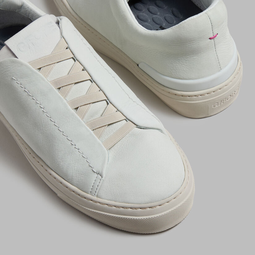 WOMEN'S ENDEAVOUR SLIP ON LEATHER SNEAKER image number 7