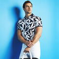 CONTRAST PALM TECH PIQUÉ MODERN SPREAD COLLAR POLO image number 3