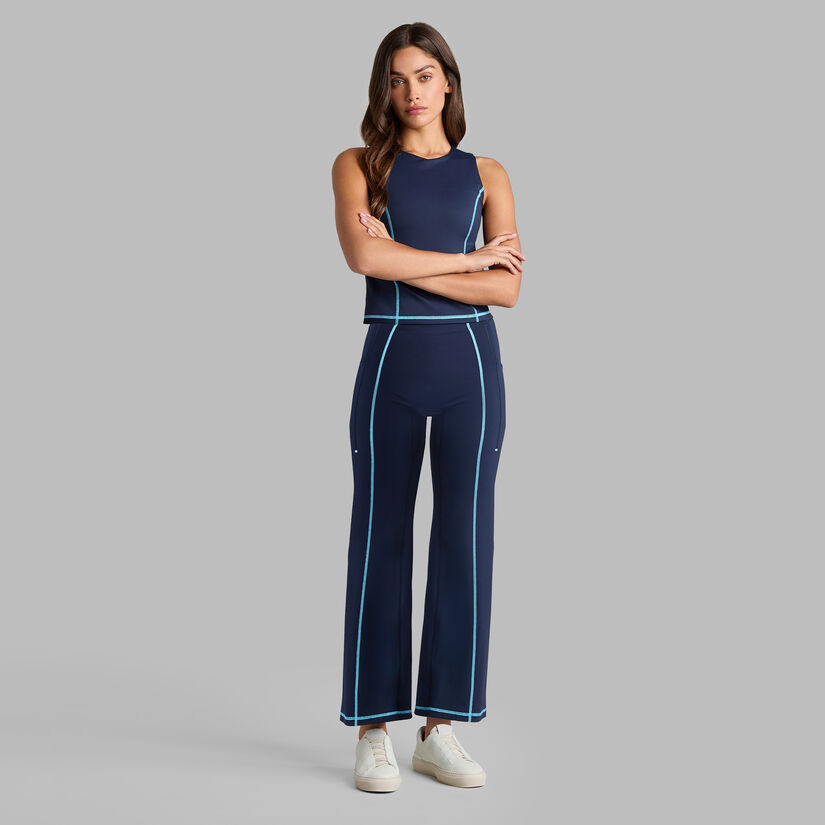SOFT TECH KICK FLARE PANT image number 3