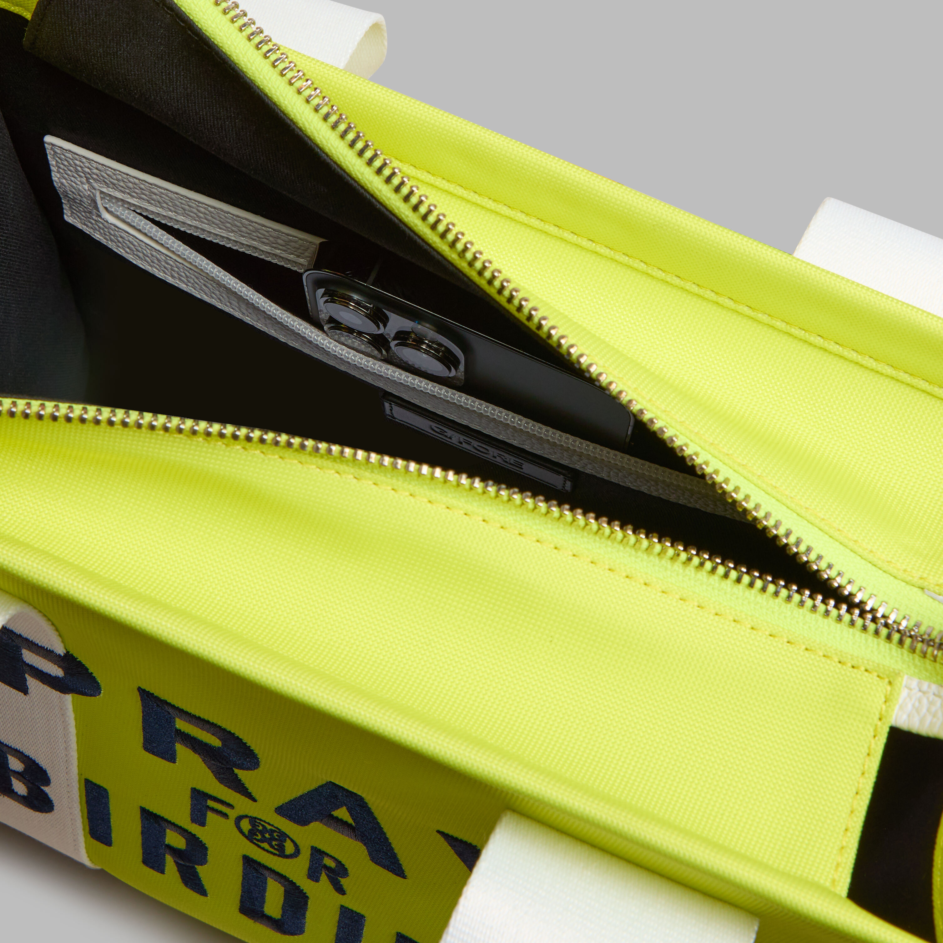 PRAY FOR BIRDIES CANVAS SQUARE BAG |WOMEN'S ACCESSORIES | G/FORE