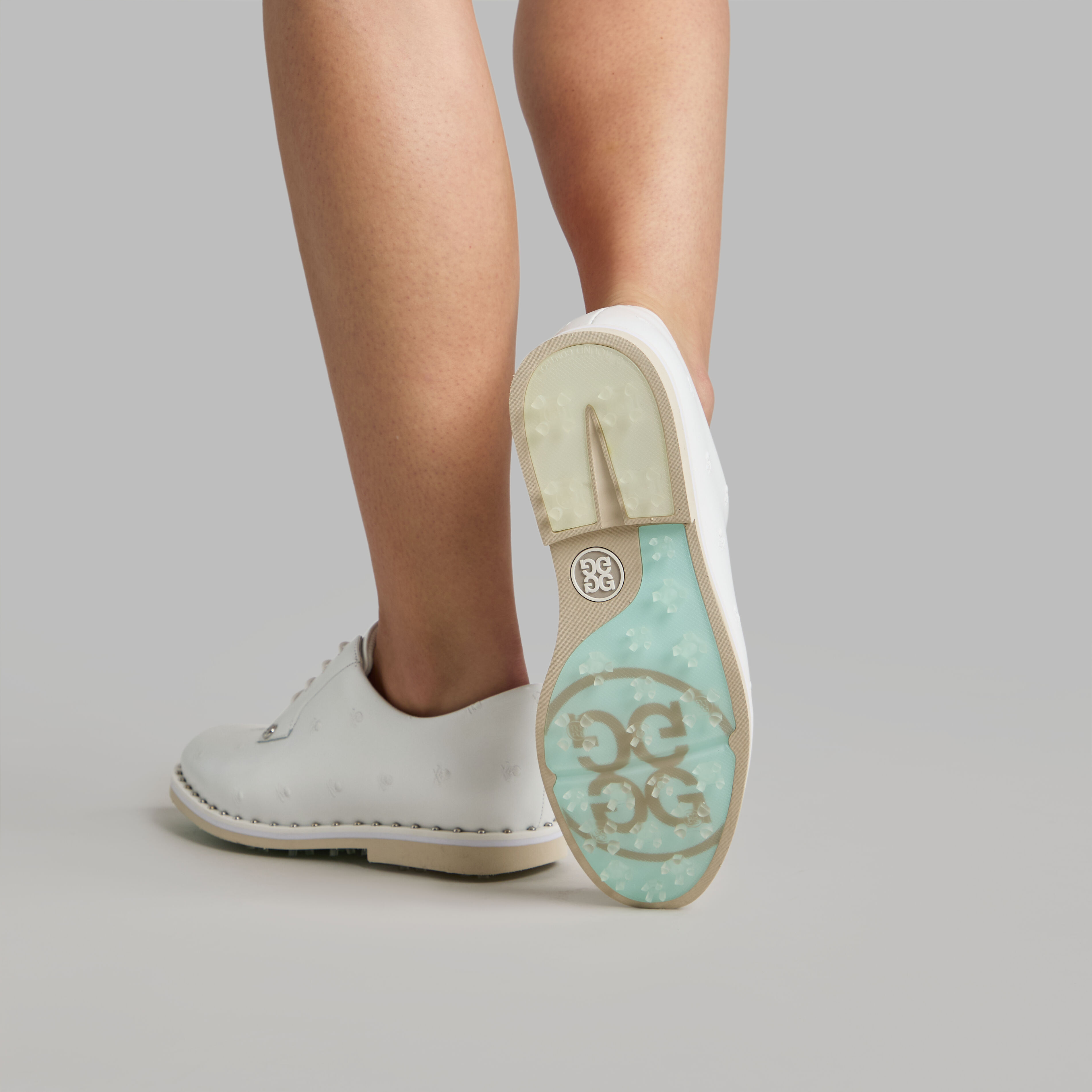 GALLIVANTER STUDDED LEATHER SKULL & TEES GOLF SHOE | WOMEN'S