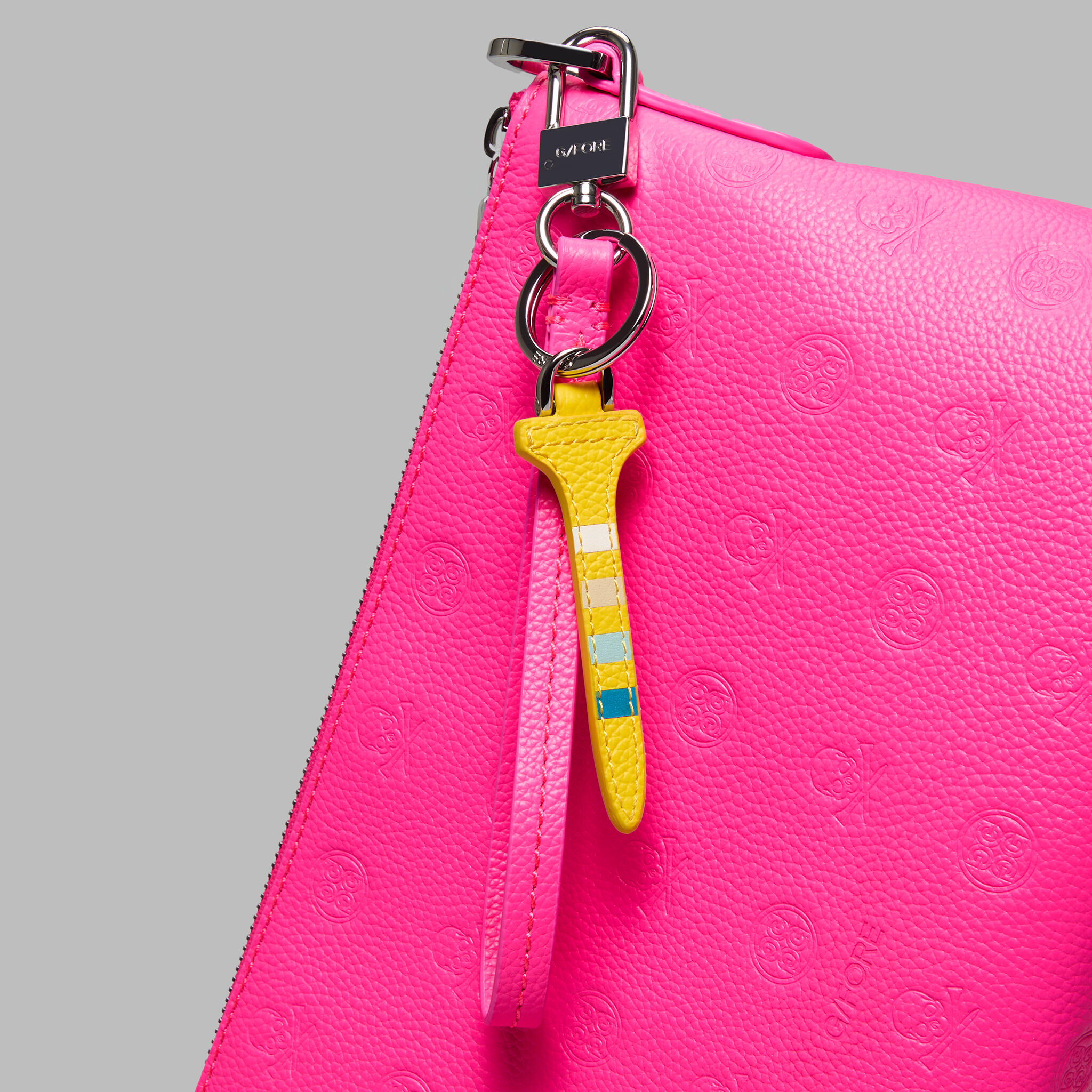 LTD RELEASE EMBOSSED SKULL & TEES LEATHER POUCH | WOMEN'S