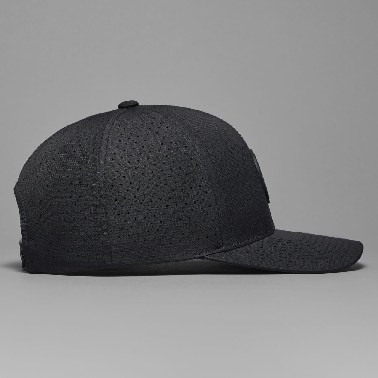 PERFORATED TIPPED BRIM RIPSTOP HAT