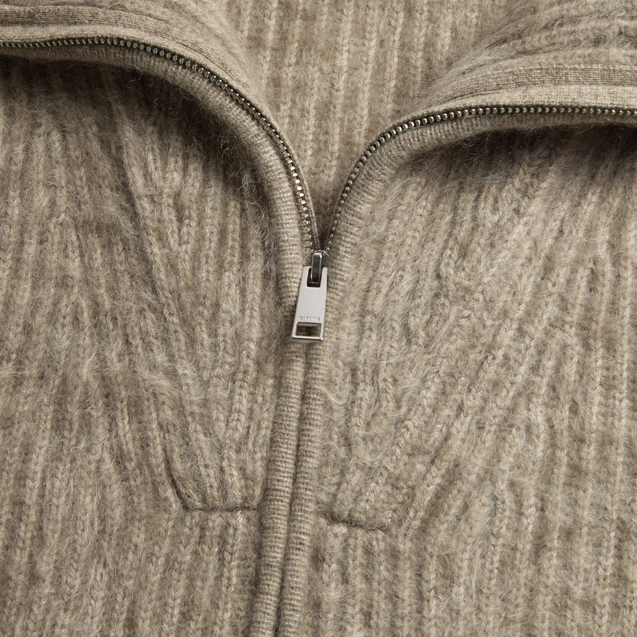 FUNNEL NECK BRUSHED CASHMERE FULL ZIP SWEATER |WOMEN'S TOPS |G/FORE