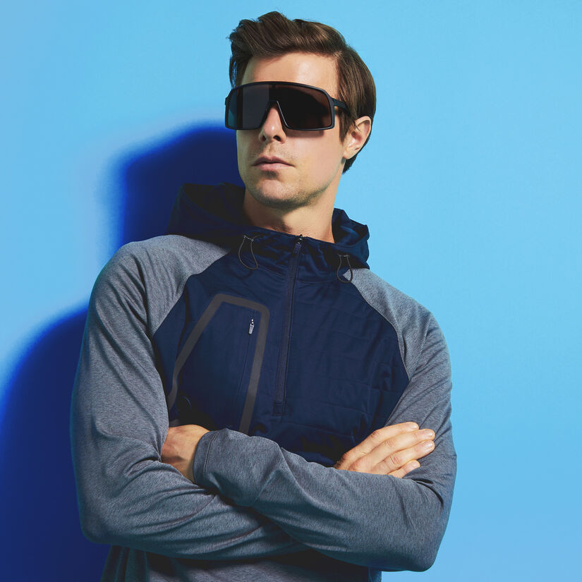 HOODED TECH INTERLOCK QUARTER ZIP PULLOVER image number 2