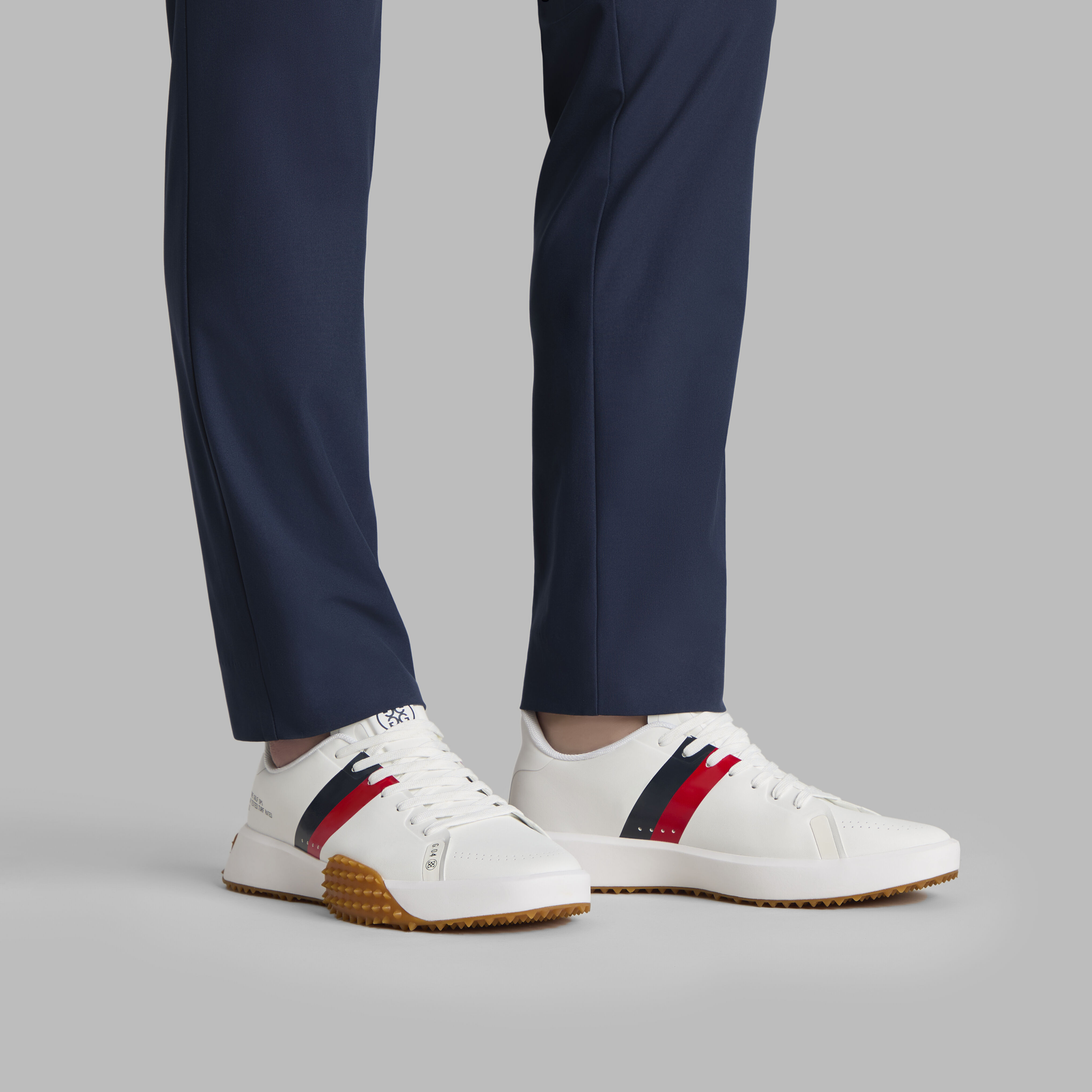 G/FOREメンズシューズG.112　ホワイト×ネイビー　26㎝ G/FORE MENS G.112 P.U. LEATHER GOLF SHOE シューズ （並行輸入品）