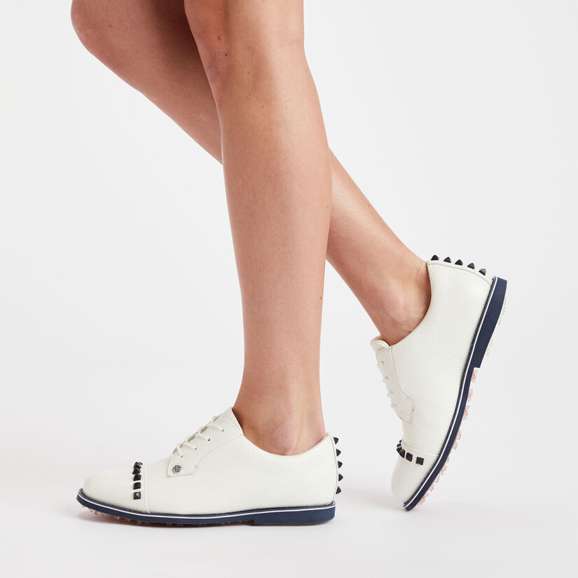 Velsigne bjerg gen WOMEN'S STUD CAP TOE GOLF SHOE – G/FORE