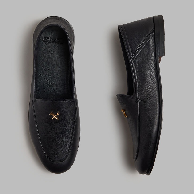 WOMEN'S METAL TEES LEATHER FLEX LOAFER image number 2