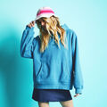 GRADIENT QUARTER G UNISEX FRENCH TERRY HOODIE image number 6