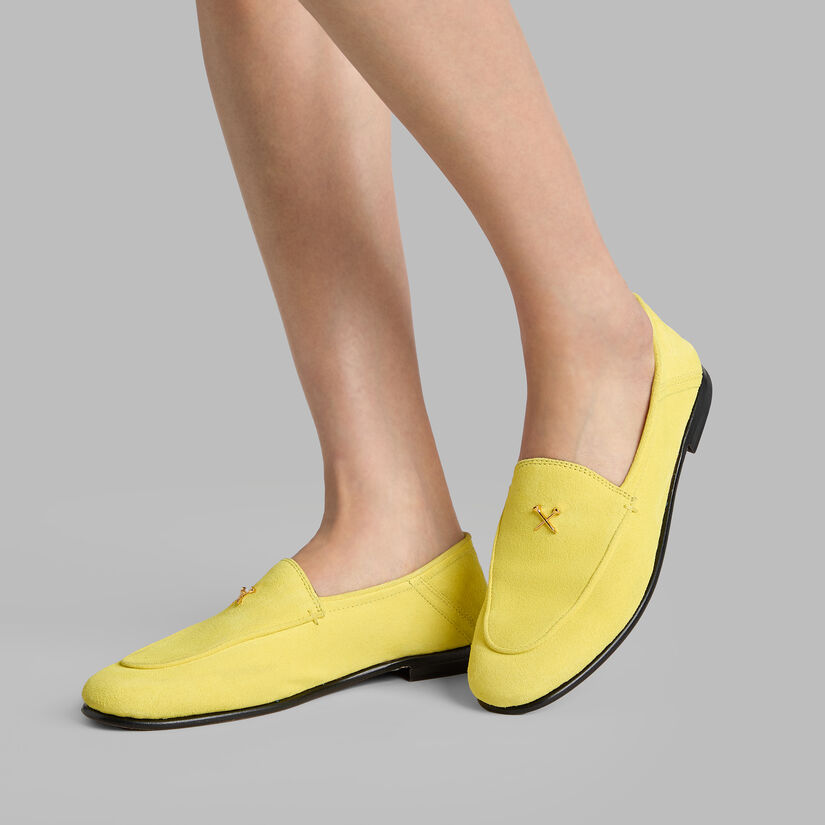 WOMEN'S METAL TEES SUEDE FLEX LOAFER image number 6