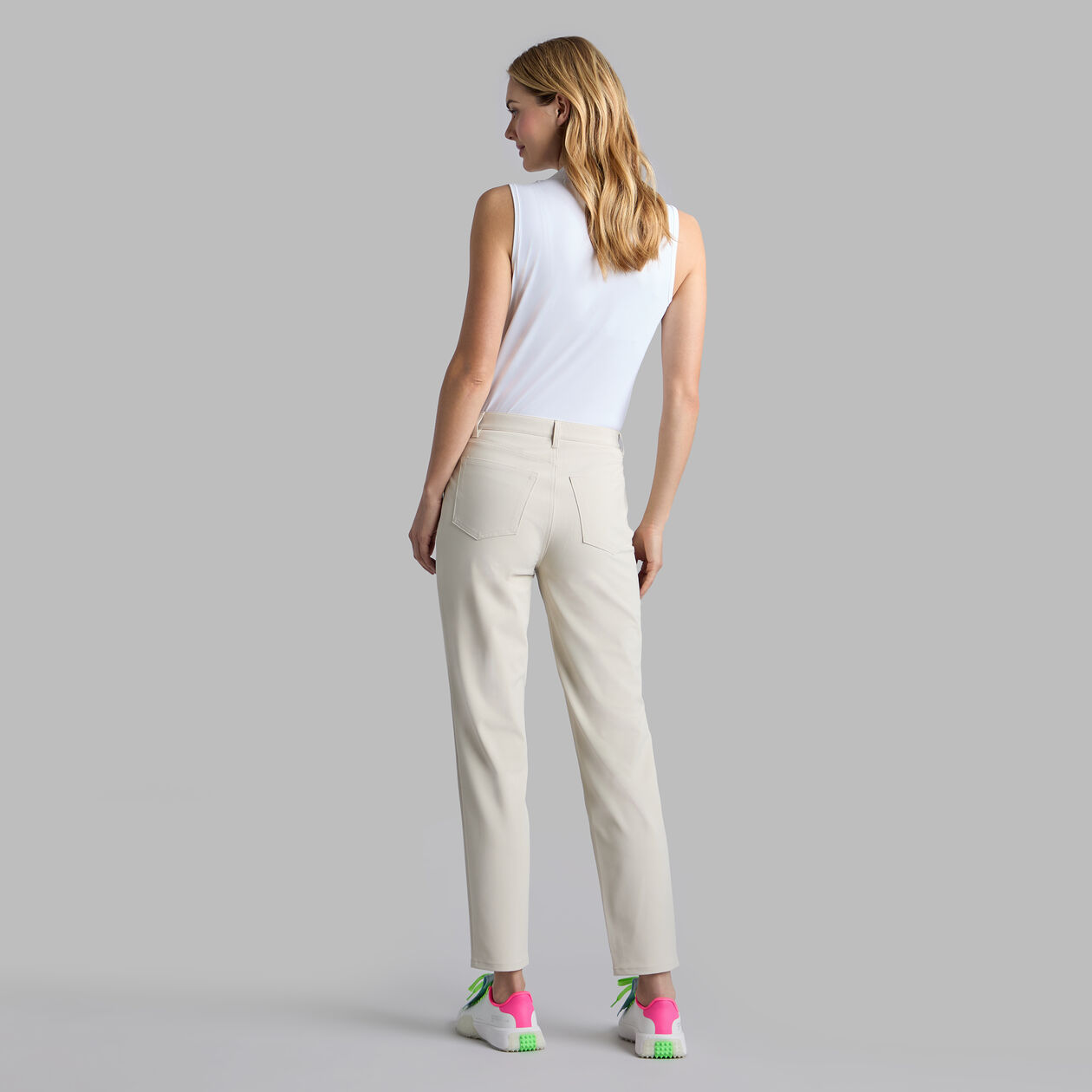 PLEATED COLLAR SILKY TECH NYLON SLEEVELESS POLO