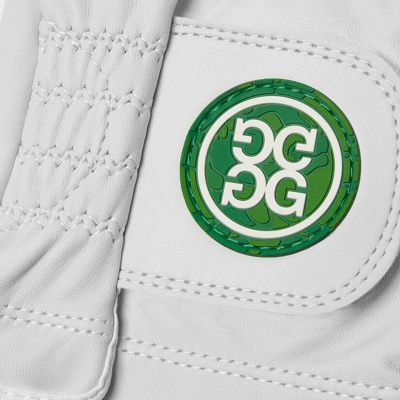 MEN'S ESSENTIAL CAMO PATCH GOLF GLOVE image number 2