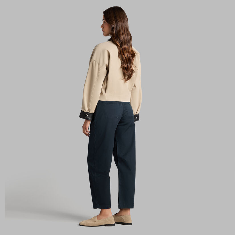 LTD RELEASE STRETCH COTTON GABARDINE BARREL LEG TROUSER image number 4