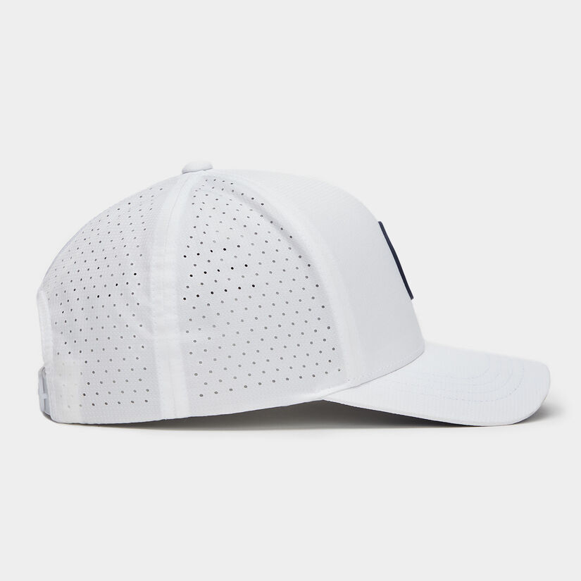 Snapback hat white outlet