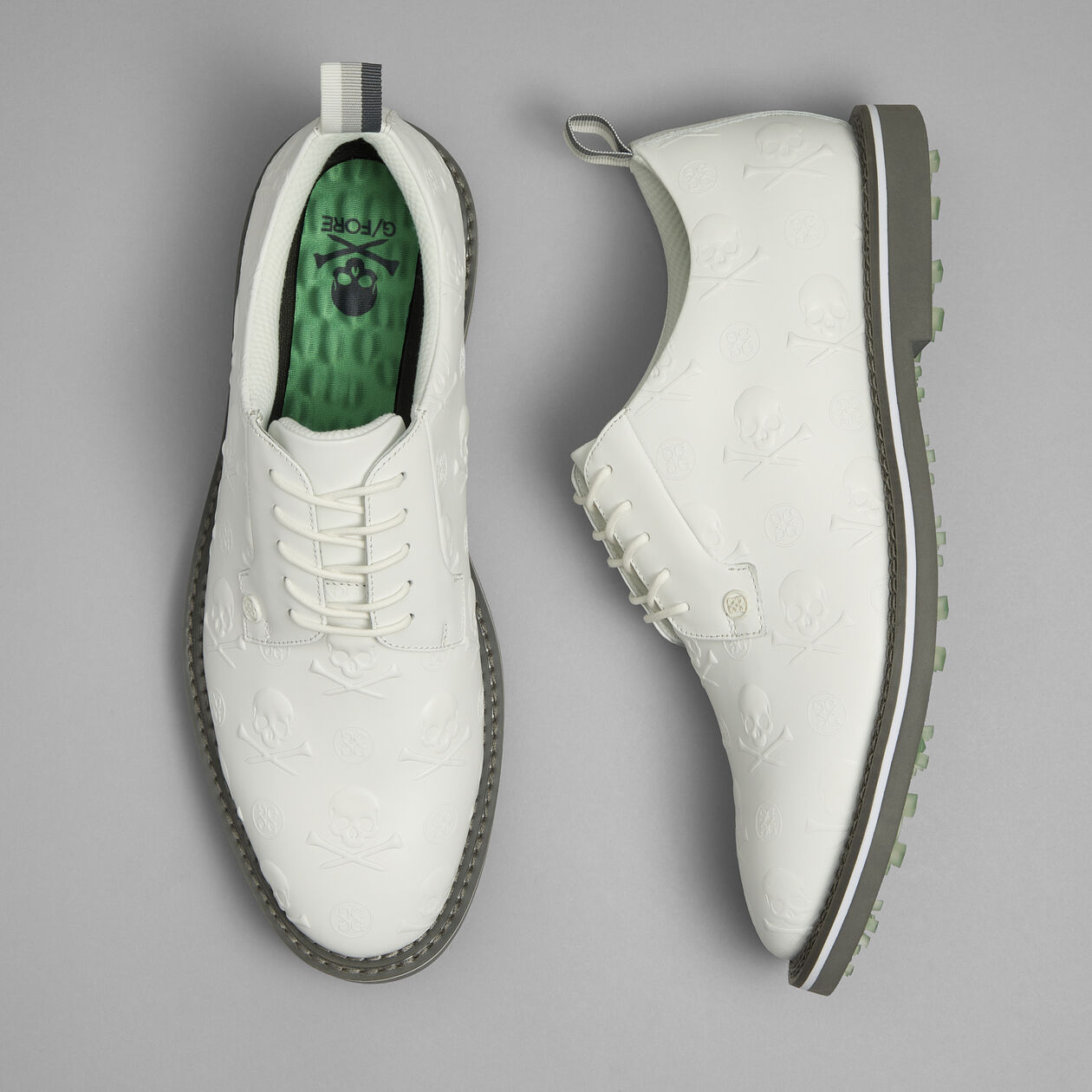 MEN'S GALLIVANTER EMBOSSED SKULL & TEES LEATHER GOLF SHOE