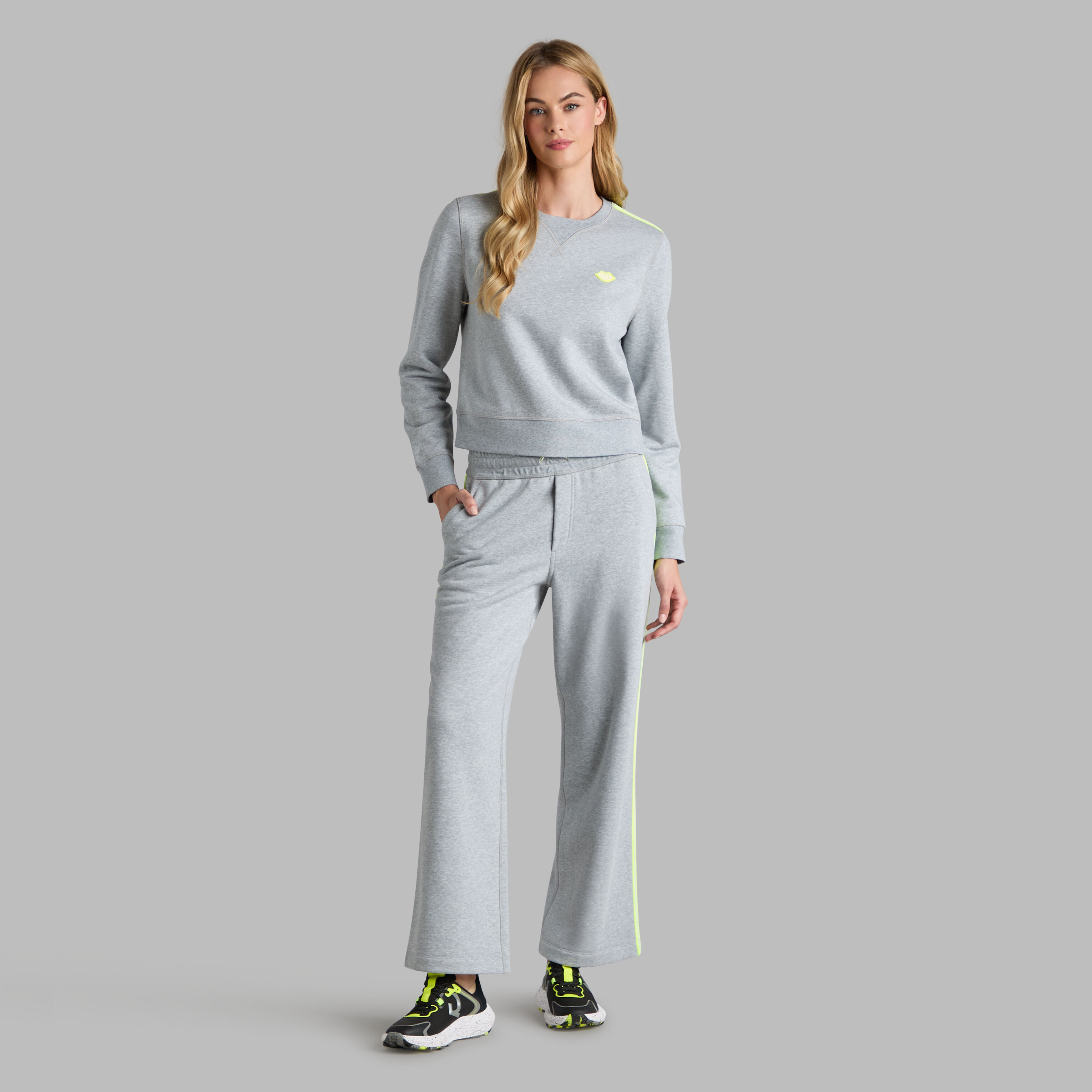 BRUSHED BACK FRENCH TERRY SWEATSHIRT | HOODIES FOR MEN & WOMEN | G