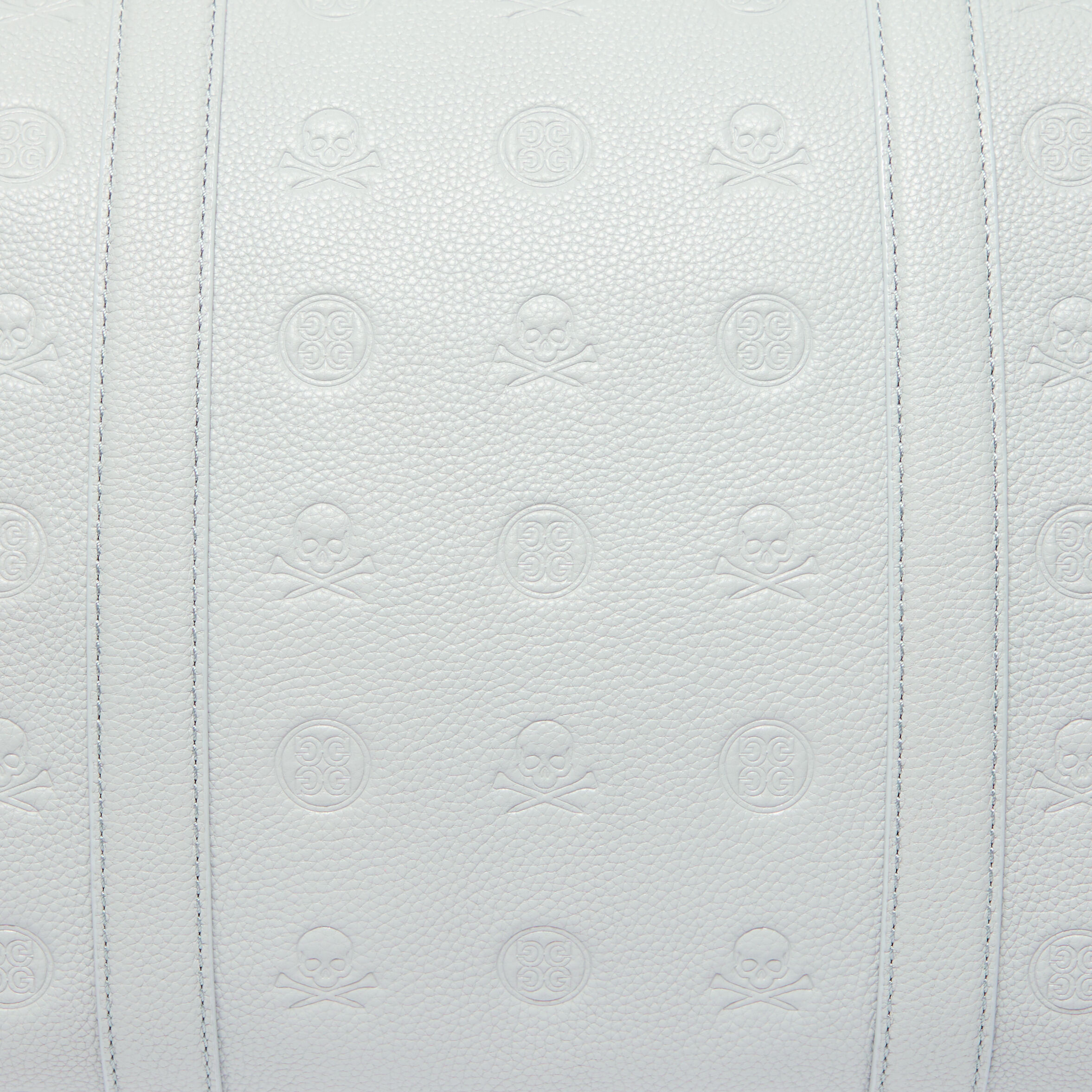 【G FORE】 EMBOSSED SKULL & TEES LEATHER WEEKENDER(UNISEX) EMBOSSED SKULL & TEES LEATHER WEEKENDER | ACCESSORIES FOR