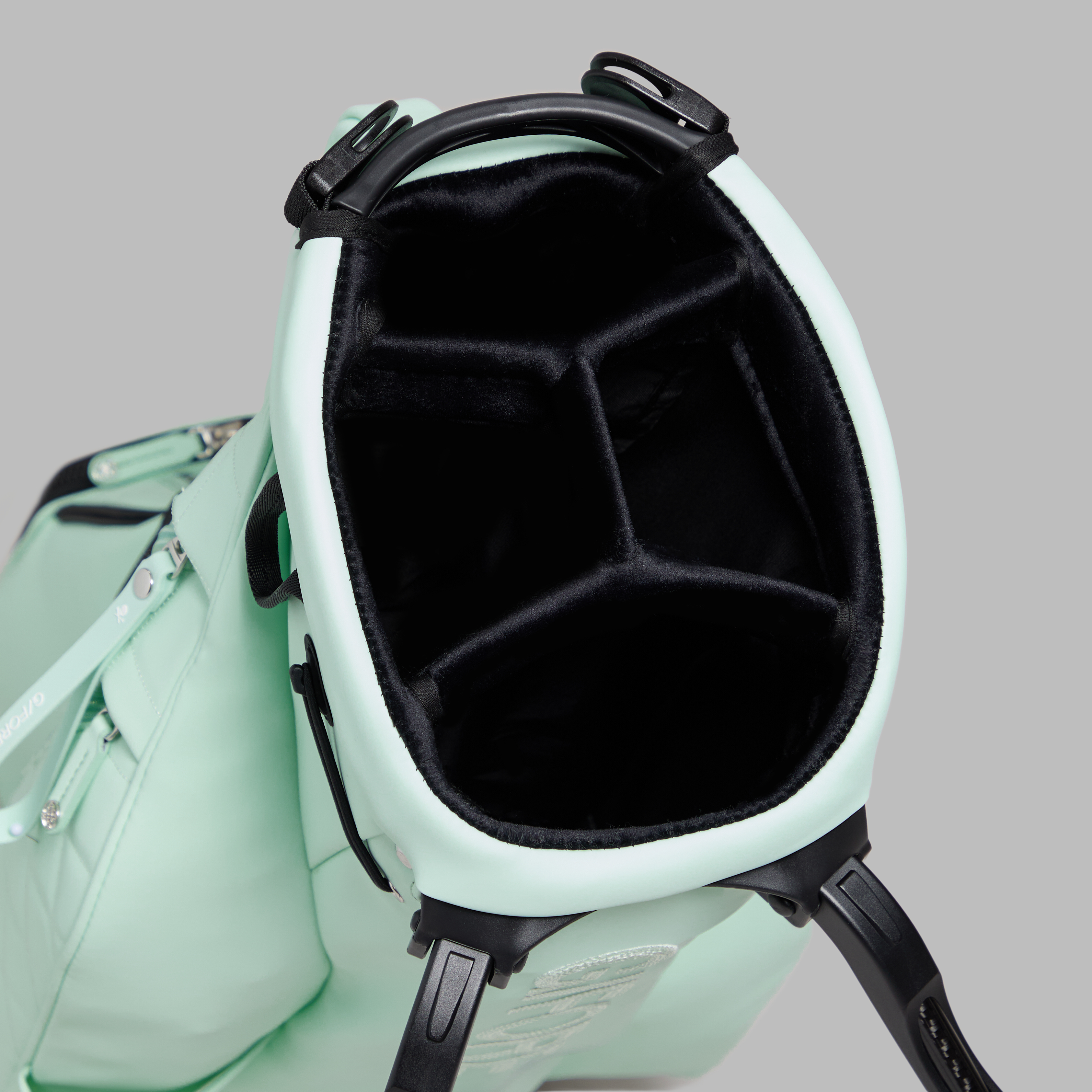 DAYTONA PLUS CARRY GOLF BAG | GOLF BAGS FOR MEN AND WOMEN | G/FORE