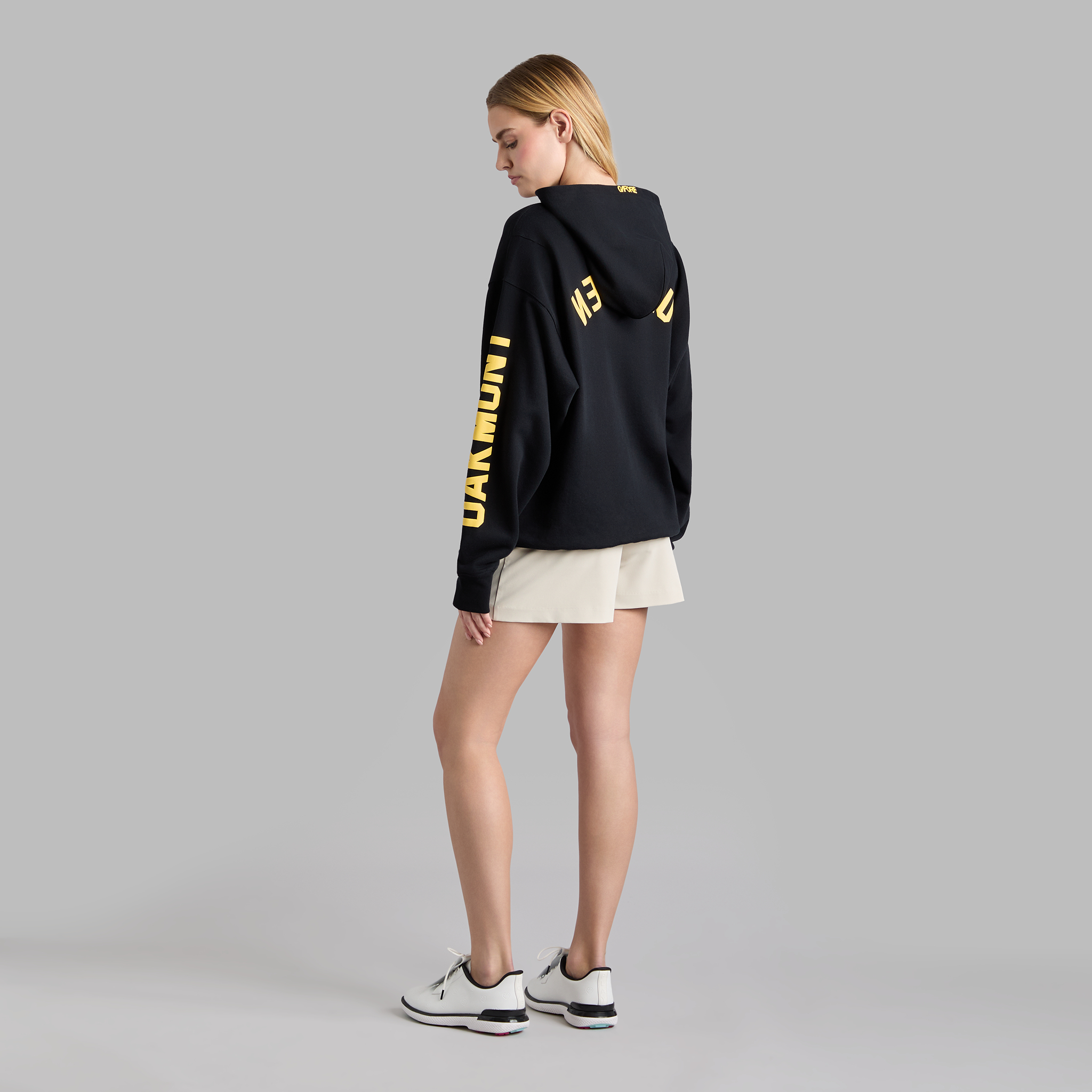 G/FORE ホワイト フーディー 61pBYqzgCgL._UF350,350_QL50_.jpg
