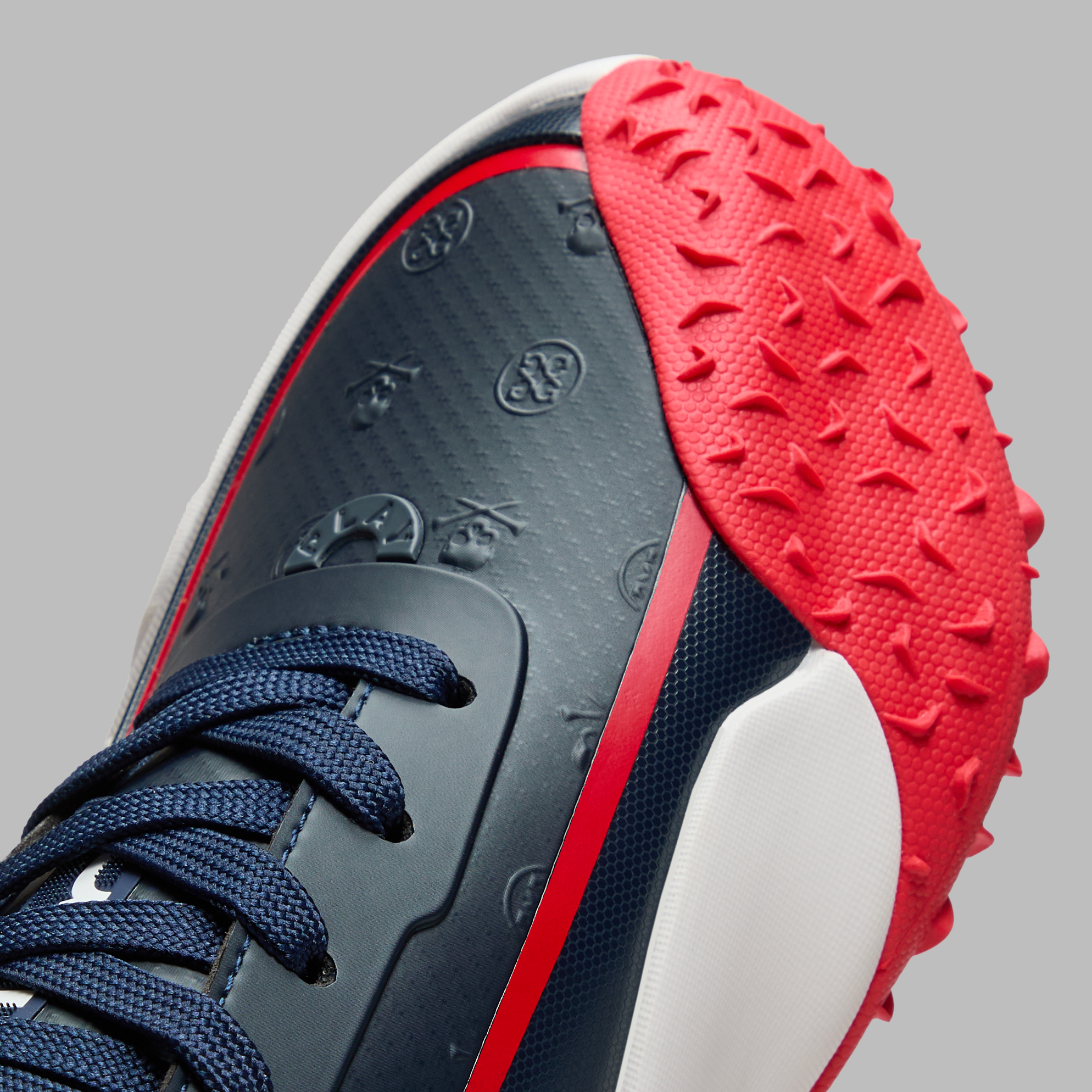 MEN'S G/18 EMBOSSED SKULL & TEES GOLF SHOE | MEN'S GOLF SHOES | G/FORE